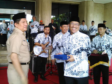 Pencarian PGRI Karanganyar - Persatuan Guru Republik Indonesia Cabang Kabupaten Karanganyar